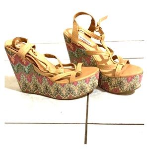 Steve Madden high platforms